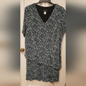 Connected Apparel Tiered Dress 24W V-neck